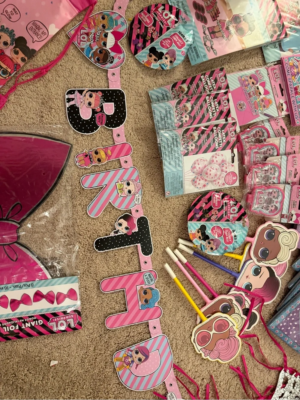 L.O.L. Surprise! Party Decoration Favor lot